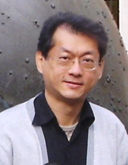 陳聰銘照片